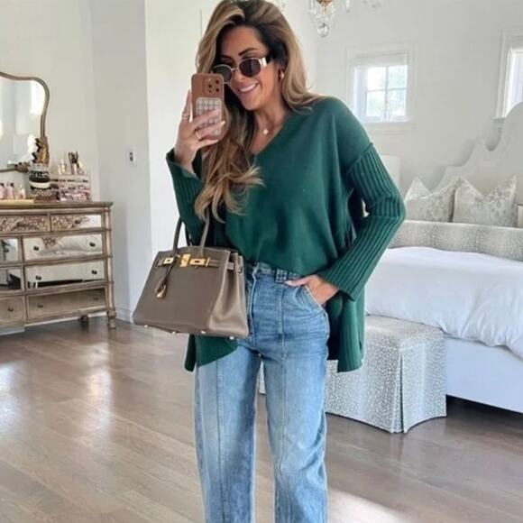 Free People Sweater Size XS Green Orion V-Neck Ribbed Trim Oversize Tunic Top - Picture 1 of 4